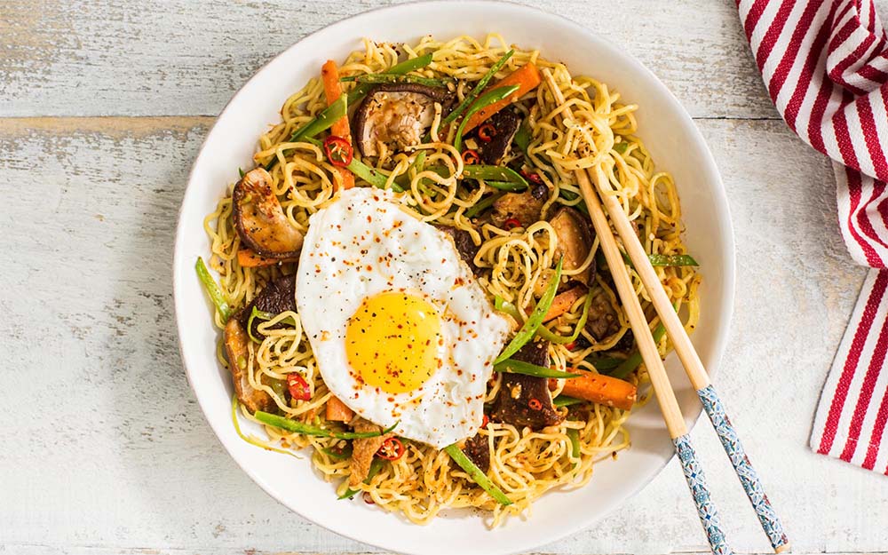 Spicy Mazeman Noodles with fresh ramen, shiitake mushrooms and ssamjang sauce, Hot Pick